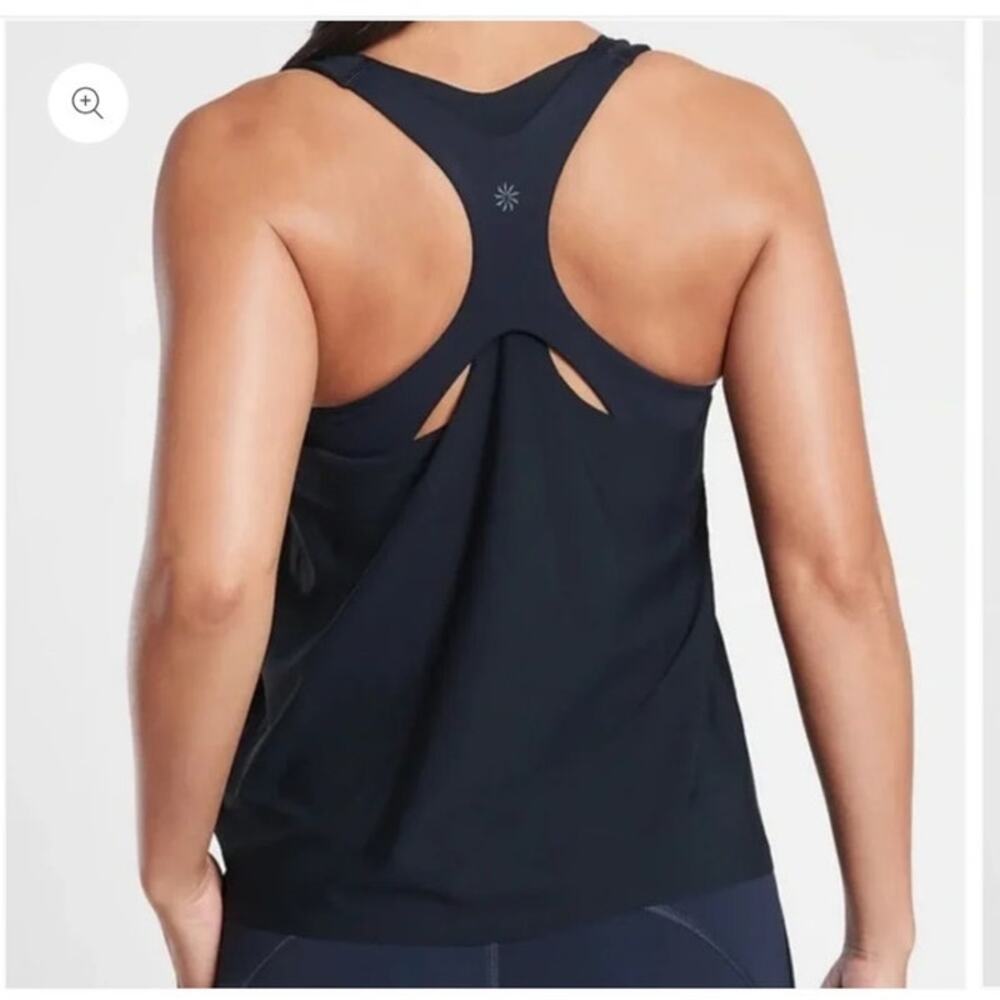 NWT Athleta ULTIMATE 2-IN-1 SUPPORT TOP in black size XS